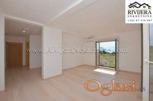 Dvosoban luksuzan stan u blizini mora Igalo Herceg Novi